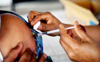 बुस्टर डोजका लागि माघमा १५ लाख मात्रा आउने