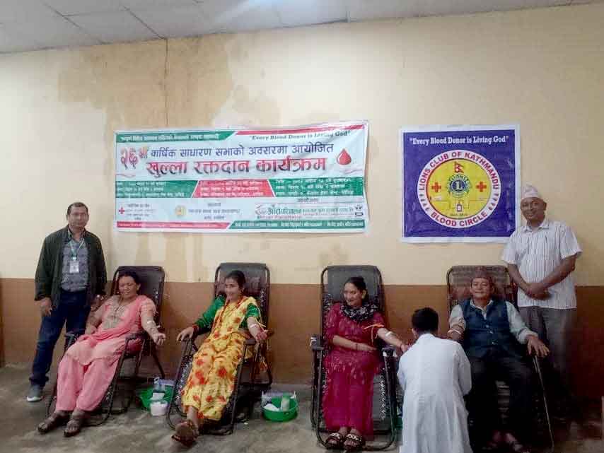 गल्छीमा १७ जनाद्धारा रक्तदान
