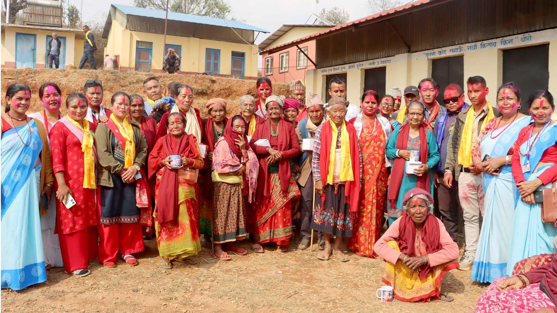 सिद्धलेक-१ मा ३६२ जना जेष्ठ नागरिक सम्मानित,थप योजना ल्याउने वडाध्यक्ष लामाको भनाई