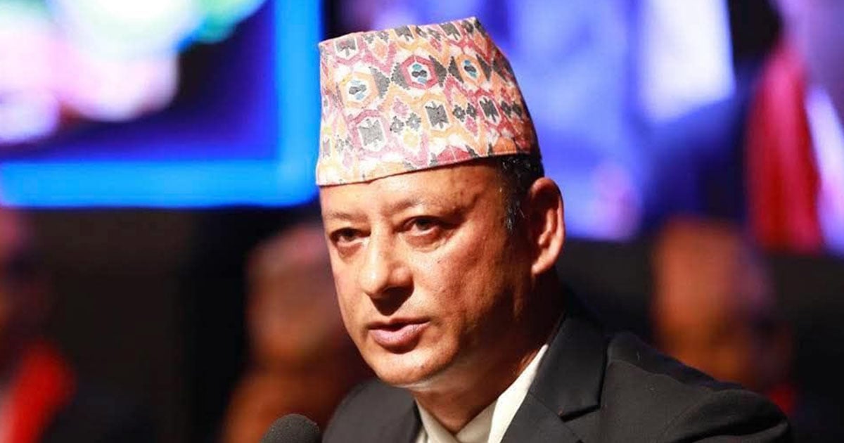 कांग्रेसका नेता एवं पूर्वमन्त्री दीपक खड्का पक्राउ