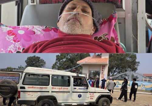 अक्सिजनको सहायतामा मतदान गर्न पुगे त्रिपुरासुन्दरीका रामबहादुर